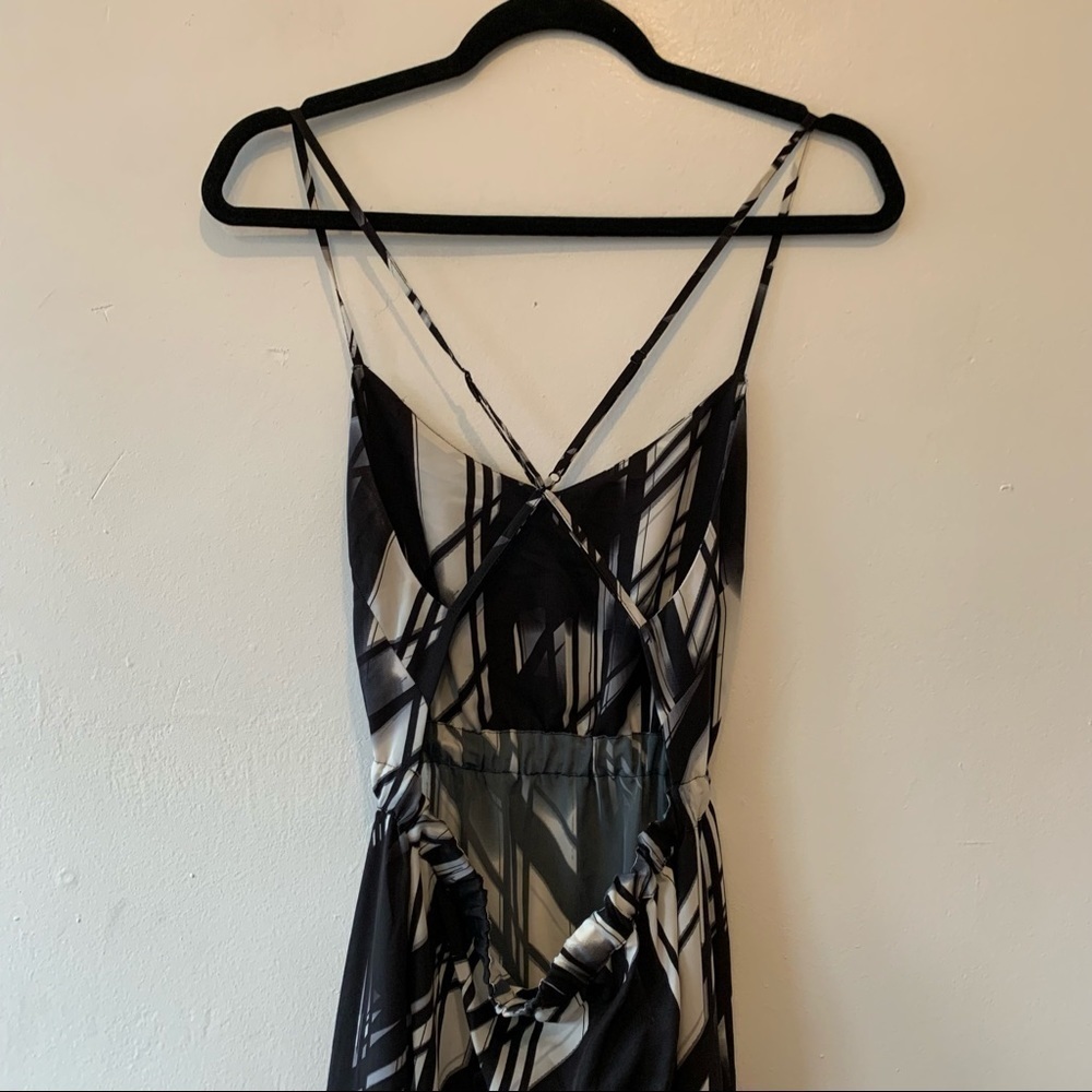 Parker Backless Printed Ruffle Hem Maxi Dress - Picture 4 of 7
